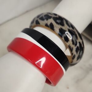 Vintage Costume Jewerly Animal Print/ Red, White, Black Hard Plastic Bangle (2)